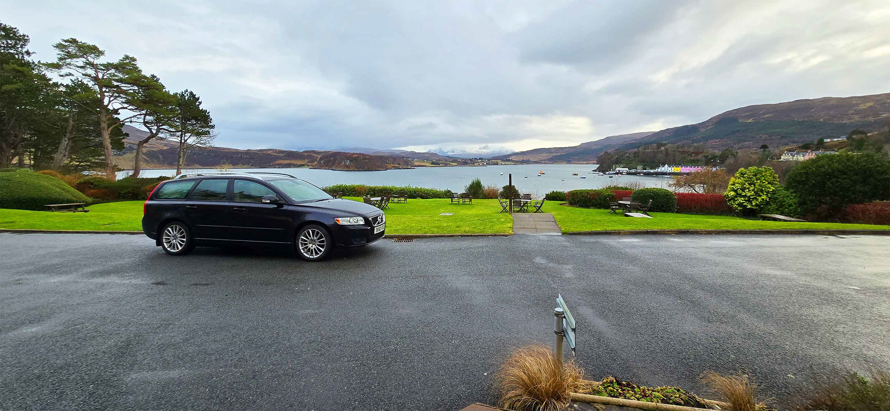 Book an Isle of Skye tour with Dunvegan Taxis and see the Cuillin mountains